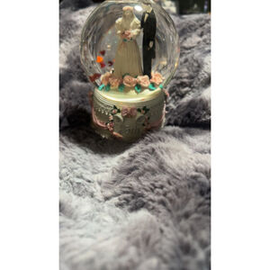 Berkeley Designs White Pink 25th Anniversary Snow Globe One Size